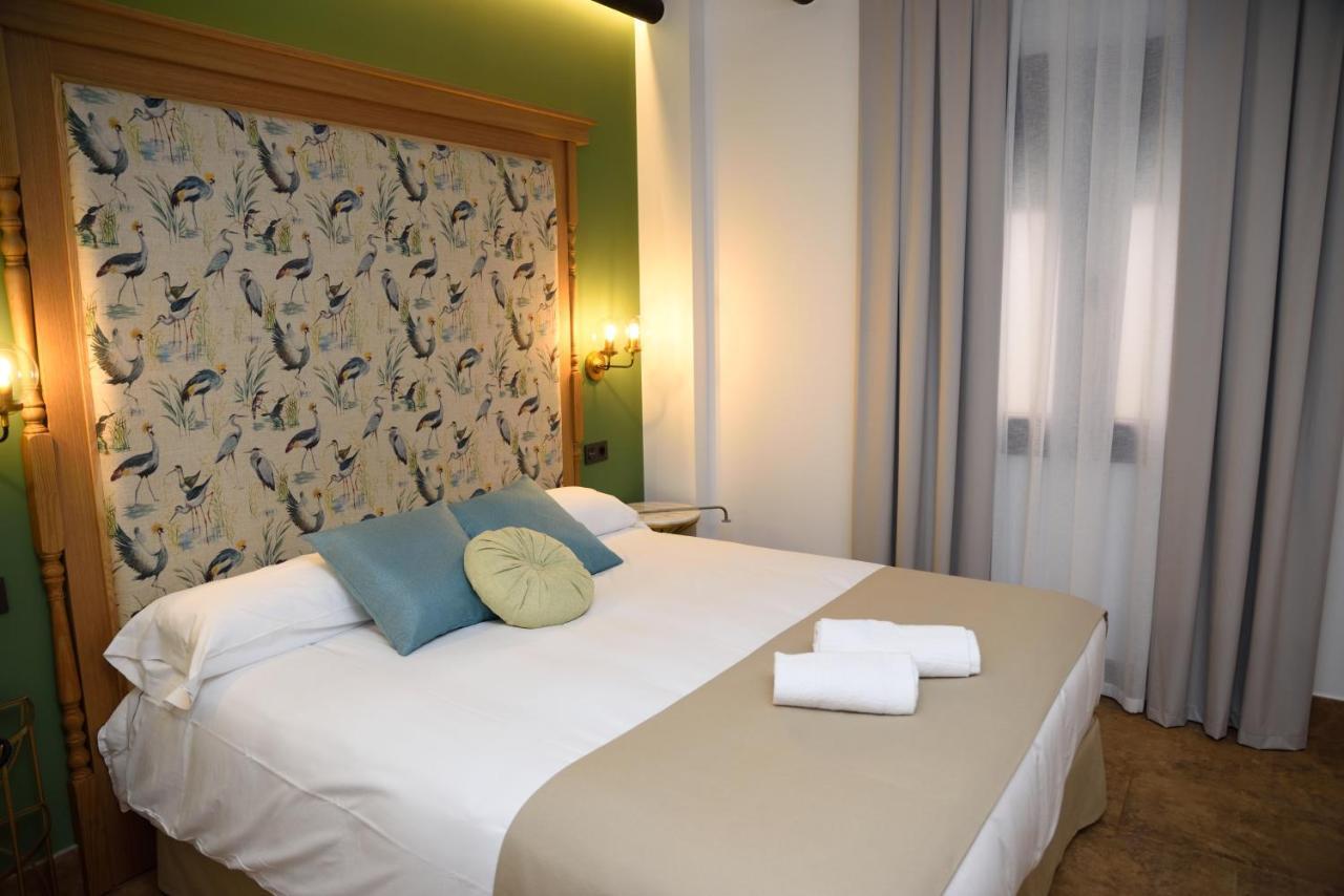 Hostal Santa Habitaciones Aldea del Rocío Exterior foto