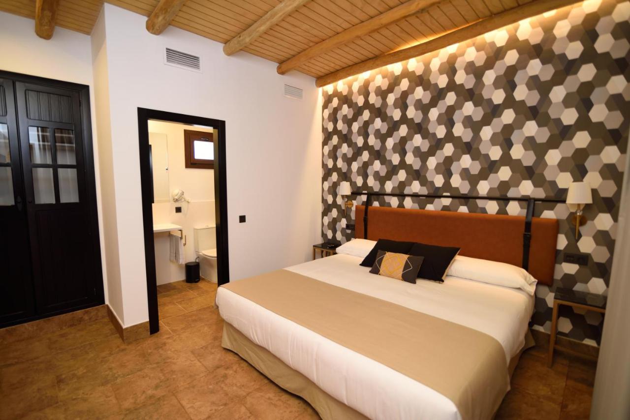 Hostal Santa Habitaciones Aldea del Rocío Exterior foto